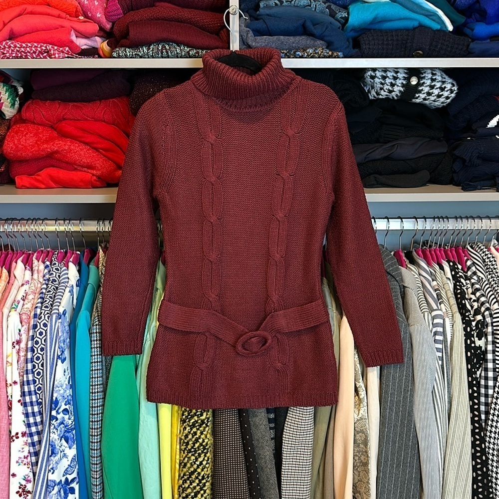 Dress Barn burgundy long sleeve turtleneck sweater with belt detail size S